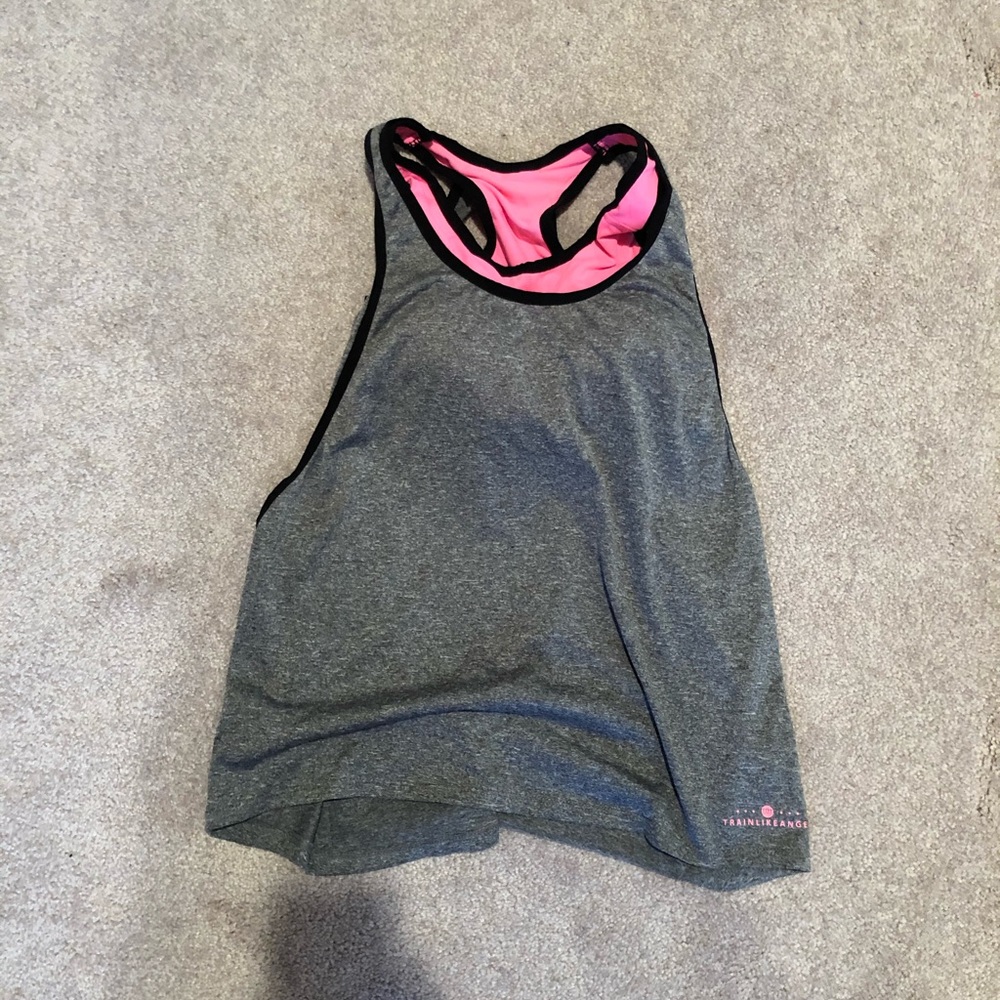 2 in 1 tank top with removable pad